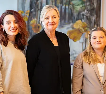 Karin Eriksson, Agneta Morelli och Melis Temel nyhet Anna Sällberg